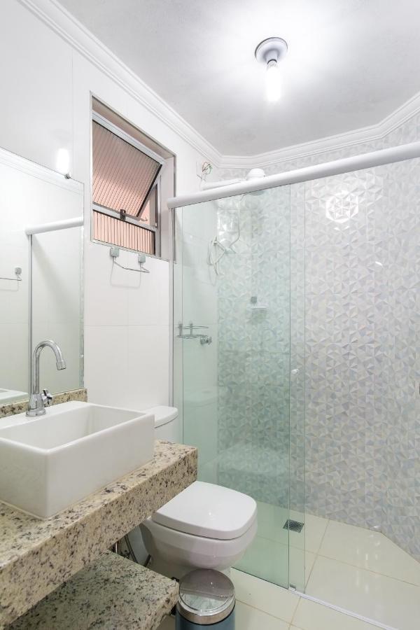 Apartamento A 100 Metros Da Praia - 01 Dormitorio - Edificio Agua Viva Ubatuba Kültér fotó